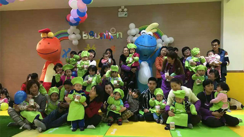 BBunion国际早教驻马店中心活动花絮：动动手脚，分享幸福