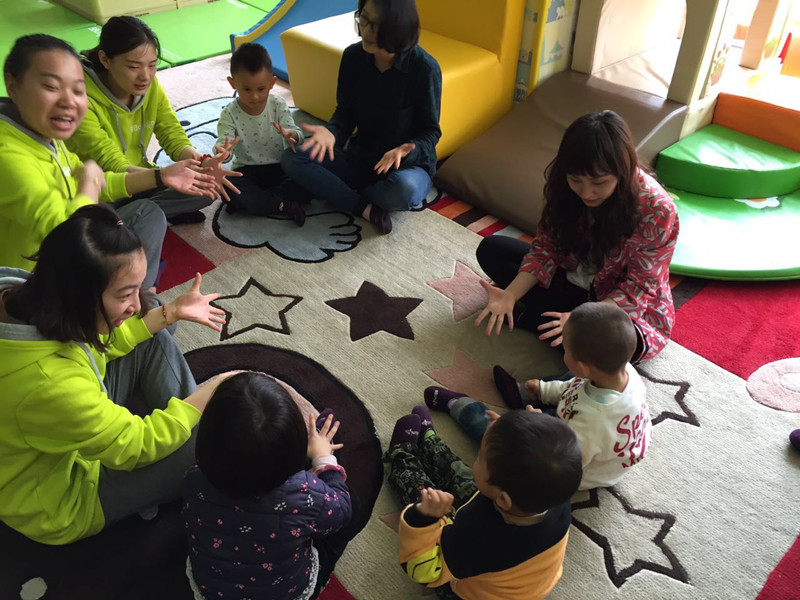 BBunion国际早教邯郸中心活动花絮:亲子园游会 BBunion国际早教邯郸中心活动花絮:亲子园游会